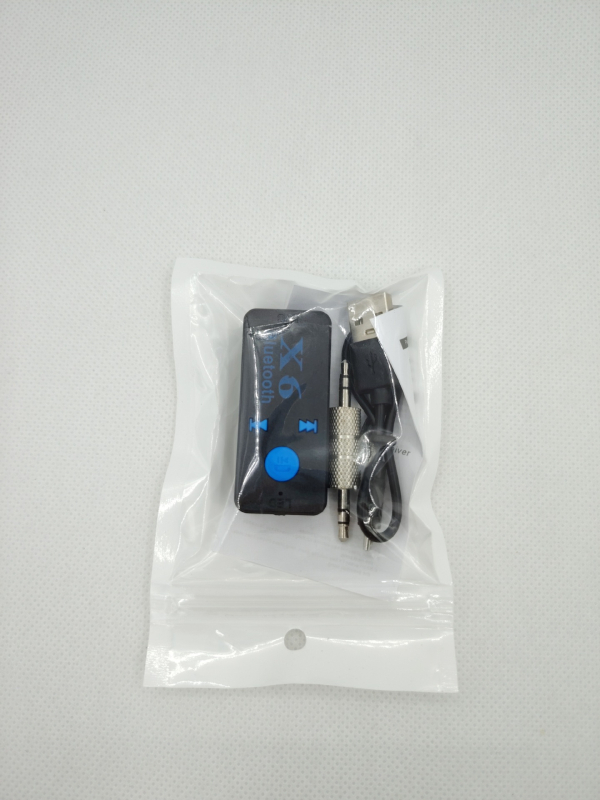 Autó Bluetooth kihangosító vevő, Bluetooth 5.0, 2,4 GHz, bemenet 5V, 3,5 mm audió kimenet (hatótávolság 10 m)