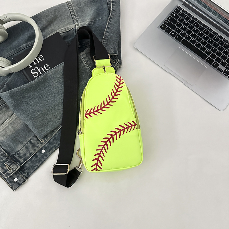Nylon Crossbody torba, ulični stil, zatvarač, pretinac za mobitel, proljeće 2025