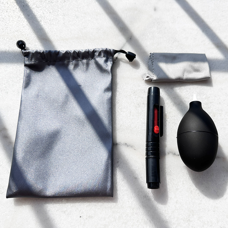 Комплект за почистване на фотоапарат SLR/без огледало — въздушен балон, Lens Pen, микрофибърна кърпа, чанта за съхранение — универсална съвместимост