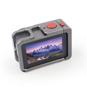 DJI Action6 cadru din aliaj de aluminiu, cu eliberare magnetică, design ușor și protecție împotriva căderilor