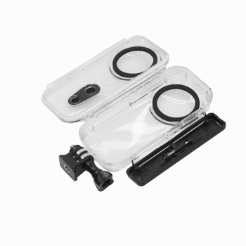 Κάλυμμα προστασίας Insta360 One X – Αδιάβροχο και ανθεκτικό στις πτώσεις; Υλικά: Οπτικό γυαλί, PC, ανοξείδωτος χάλυβας; Προσαρμοζόμενο λογότυπο; Περιλαμβάνει: θήκη αποθήκευσης, οδηγός, κλειδί
