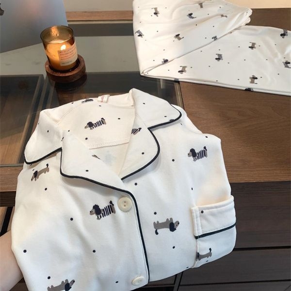 Set de pijamale pentru femei – velur cald, imprimeu cu câine, mâneci lungi, pentru iarnă