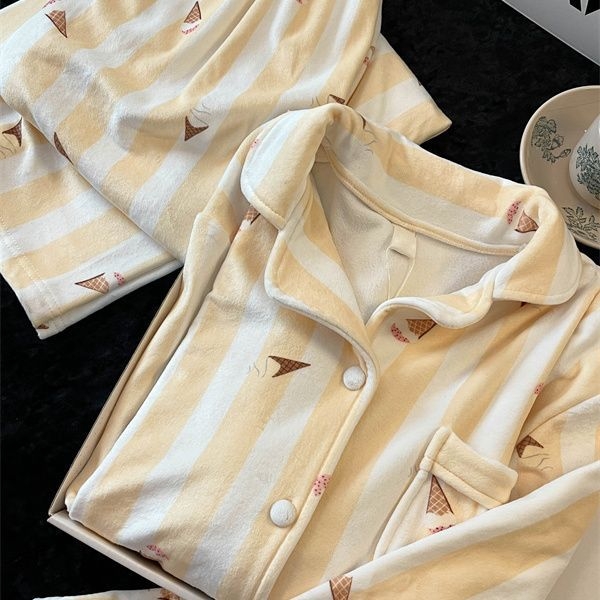 Set de pijamale pentru femei – velur cald, imprimeu cu câine, mâneci lungi, pentru iarnă