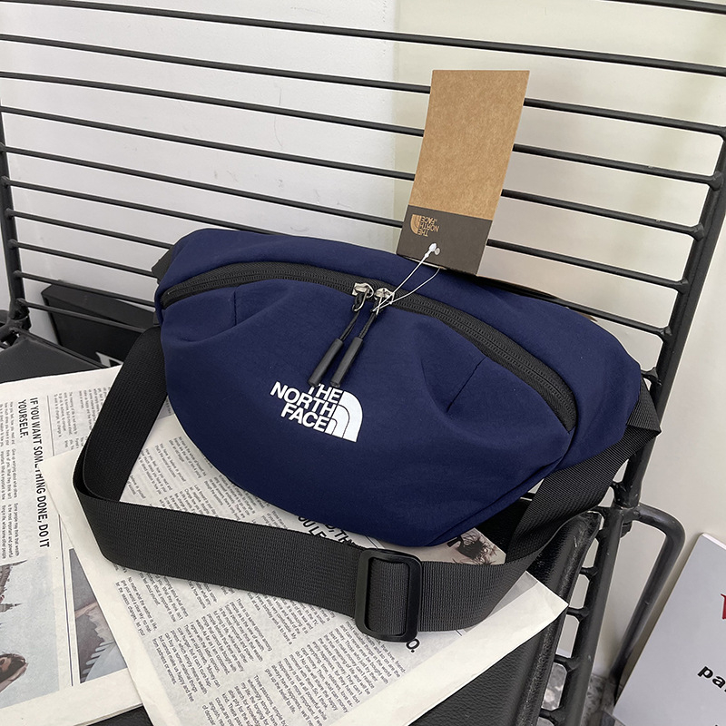 Crossbody torba od najlona, ulični stil, proljeće 2025, zatvarač, unutarnja džep za telefon