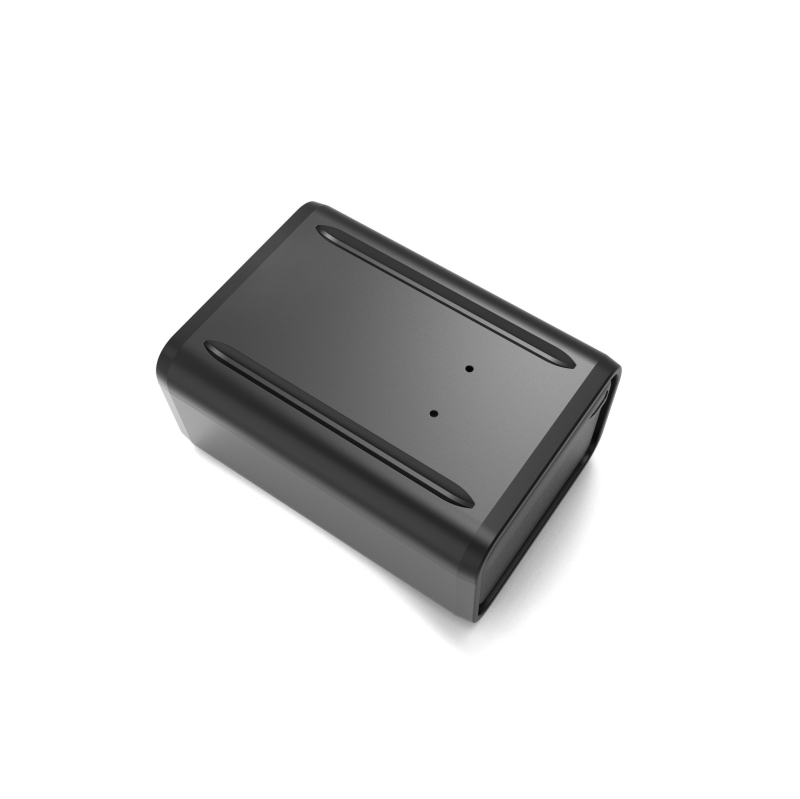 GPS lokator GT20 s Beidou i jakim magnetom (točnost GPS 2–10 m; polimerna baterija 3000mAh; vodootporan)