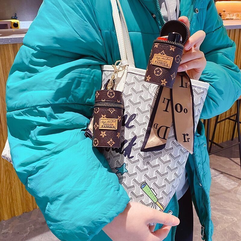 PU kožna novčanik za novčiće s kariranim uzorkom, ženski novčanik s privjeskom, ultra lagan i s proširivim kapacitetom