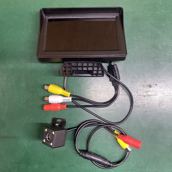 Afișaj pentru mers înapoi în mașină cu ecran LCD, rezoluție 480x272, intrare AV, cameră pentru mers înapoi inclusă