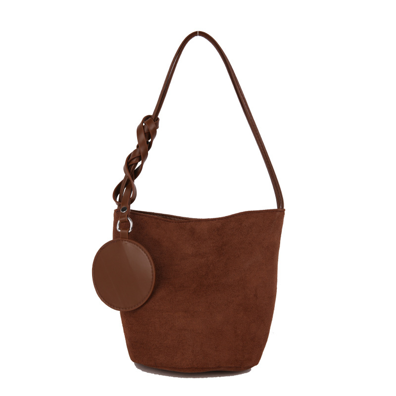 Ženska PU bucket bag, oblik košare, magnetsko zatvaranje, podstava od poliestera, jedna naramenica (Ljeto 2025)