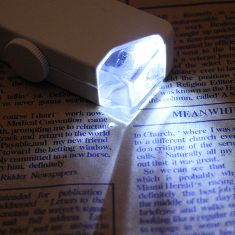 Lupă de mărire portabilă cu LED, mărire 160–200x, modelul 10081-1A, corp din plastic, lentilă din sticlă opticǎ