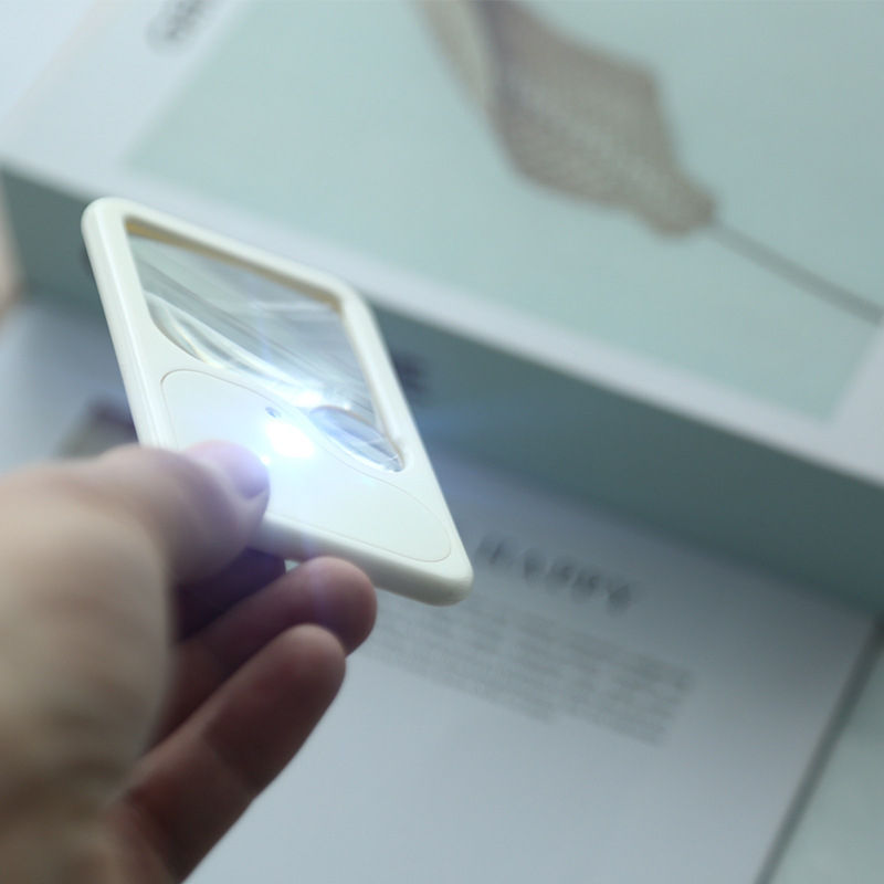 Lupă LED pentru birou cu focalizare duală – lupă mică, iluminată; Origine: Ningbo, Zhejiang; Nu este importat; Mărci private autorizate