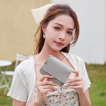 Mini portofel pliabil pentru monede și carduri, închidere magnetică, PU piele, stil urban minimalist, formă orizontală pătrată, buzunar pentru ID