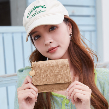 Mini portofel pliabil pentru monede și carduri, închidere magnetică, PU piele, stil urban minimalist, formă orizontală pătrată, buzunar pentru ID