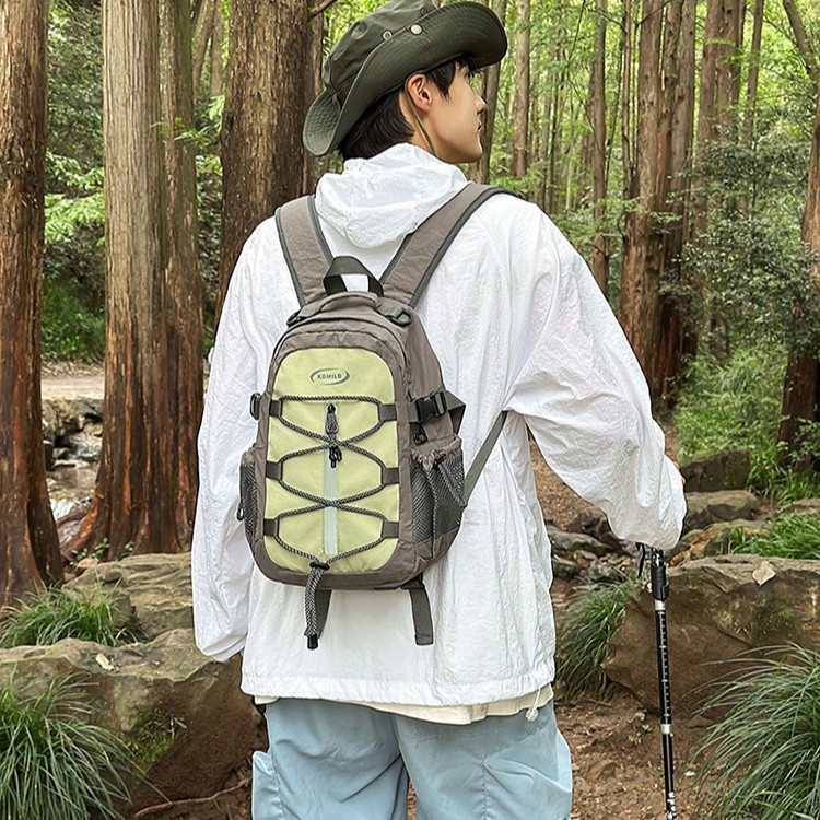 Unisex turistický a horský ruksak – nylon, veľká kapacita, polyesterové vnútro, zakrivené ramenné popruhy, vhodný pre vonkajšie aktivity