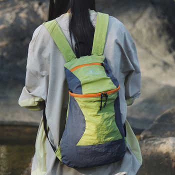 Unisex outdoor batoh na šport a cestovanie, 36–55 L, kompatibilný s 15-palcovým notebookom, nylon, zakrivené ramenné popruhy, mestský štýl