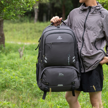 Turistický batoh z nylonu, priedušný a vodeodolný, zakrivený ramenný popruh, polyesterová podšívka, unisex