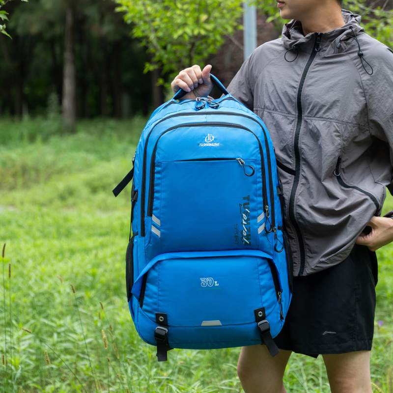 Turistický batoh z nylonu, priedušný a vodeodolný, zakrivený ramenný popruh, polyesterová podšívka, unisex