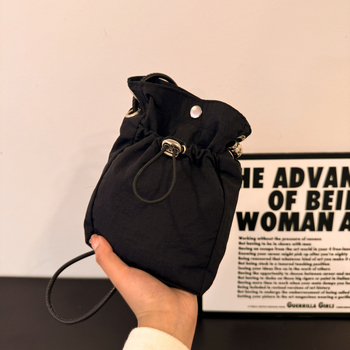 Nylonová crossbody taška na telefón, mestský jednoduchý štýl, zapínanie šnúrkou, zvislý štvorcový tvar, vnútorná kapsa na telefón