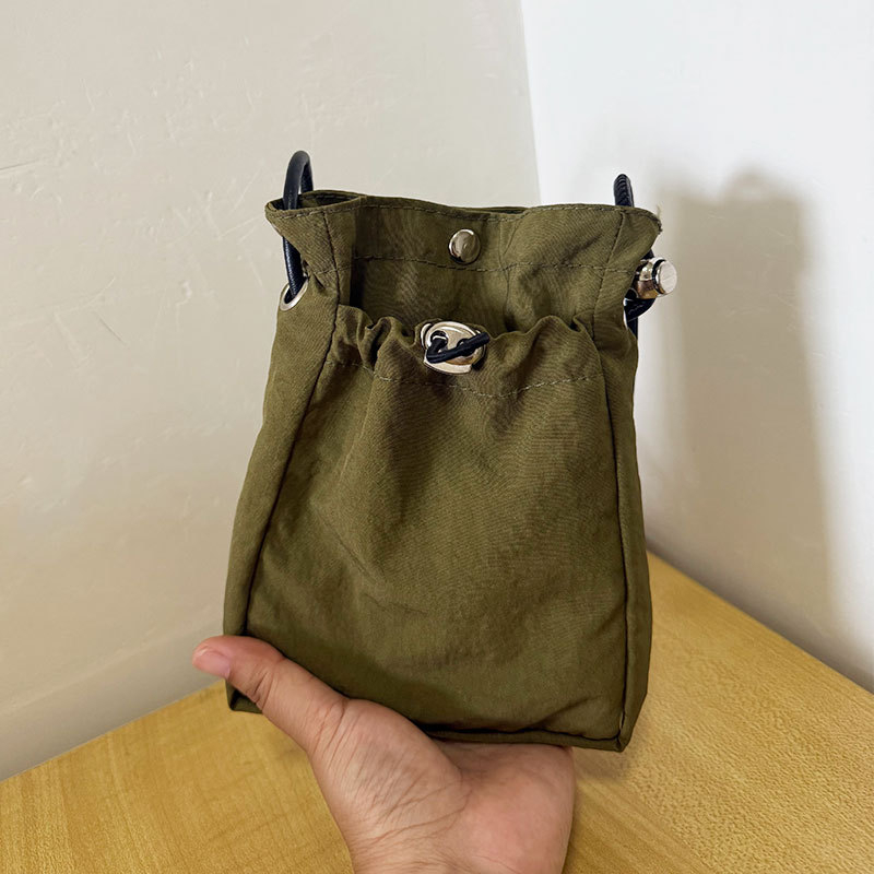 Nylonová crossbody taška na telefón, mestský jednoduchý štýl, zapínanie šnúrkou, zvislý štvorcový tvar, vnútorná kapsa na telefón