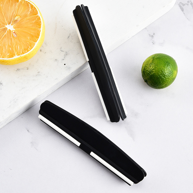 Pomočník na brúsenie nožov s pevným uhlom, keramický materiál, potlačené logo, prispôsobiteľný, moderný minimalistický štýl