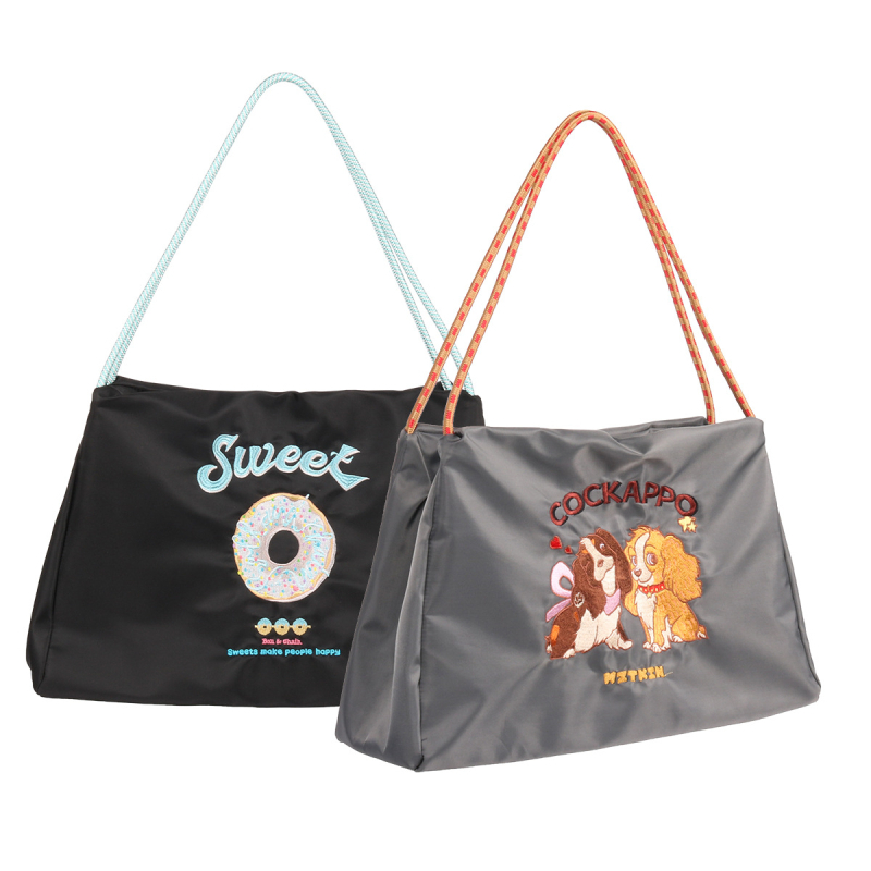 Dámska taška cez rameno s anime motívom, nylonový materiál, vodoodolná, objem 20–35 l