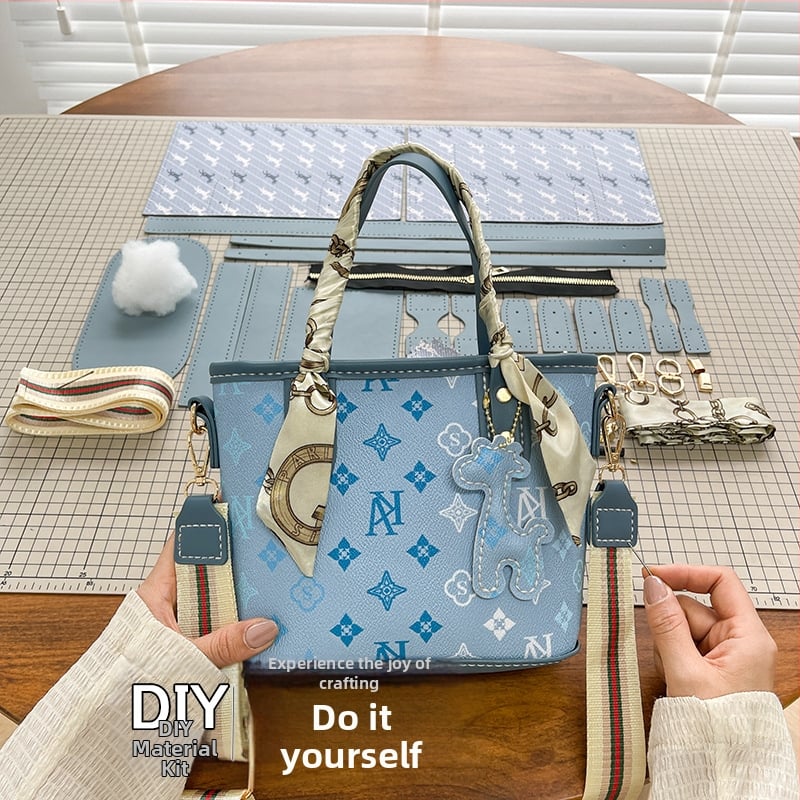 Ženska PU bucket torba, cilindrični oblik, zatvaranje na zip, unutarnja džep s patch, dodatni sloj uključen, gradski minimalistički stil