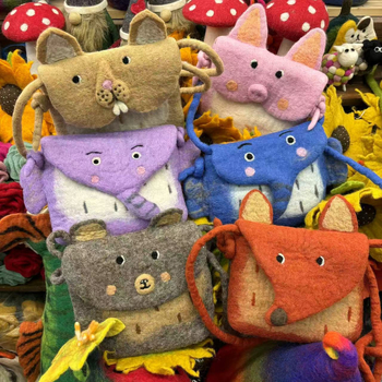 Kézzel készített gyapjúfilcből készült érmés pénztárca kártyatartóval, állat mintával, városi egyszerű stílus, poliészter bélés, 2024 ősz kiadás