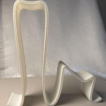 Galvasaustiņu statīvs uz datora galda — pielāgojams, piemērots darbvirsmai (Tips: Galda statīvs; Lietošana: Darbvirsma; Pielāgošana: Atbalstīta)