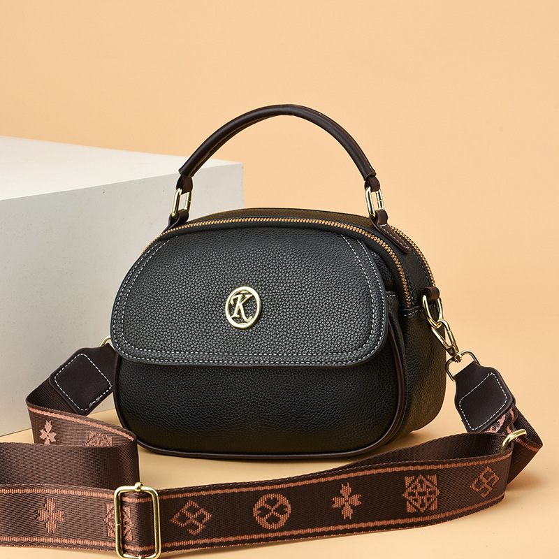 Minimalistička ženska crossbody torba, novi model niche stila, inspirirana korejskim stilom, PU torba preko ramena, mala i elegantna za svakodnevnu upotrebu.