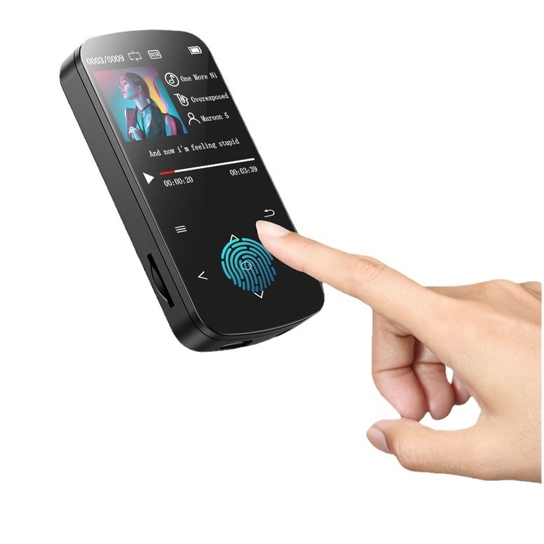 M9 32GB MP3/MP4 player – rezoluție 320x240, audio MP3/WMA/WAV/OGG/FLAC; video MPEG-4/AVI/WMV/MOV; redare 30 ore