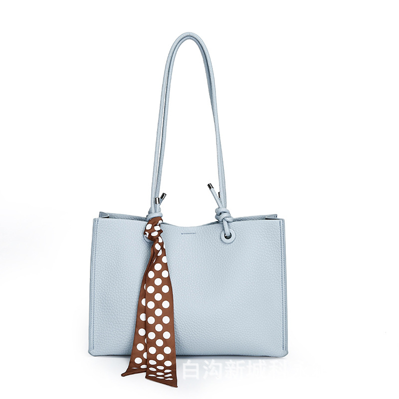 Geantă Tote din PU, formă orizontală pătrată, închidere magnetică, căptușeală poliester, buzunare interioare: fermoar, telefon, ID, cameră