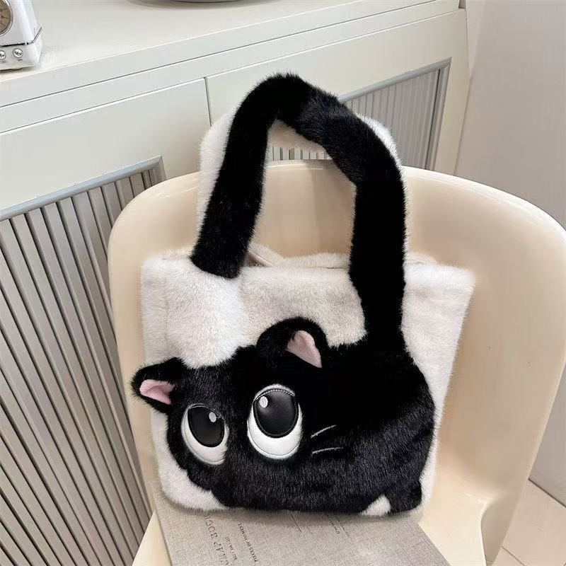 Geantă de umăr din pluș cu motiv de pisică și broderie, stil urban minimalist, formă vertical pătrată, închidere magnetică, căptușeală din piele sintetică — Xiao he, Toamnă 2025