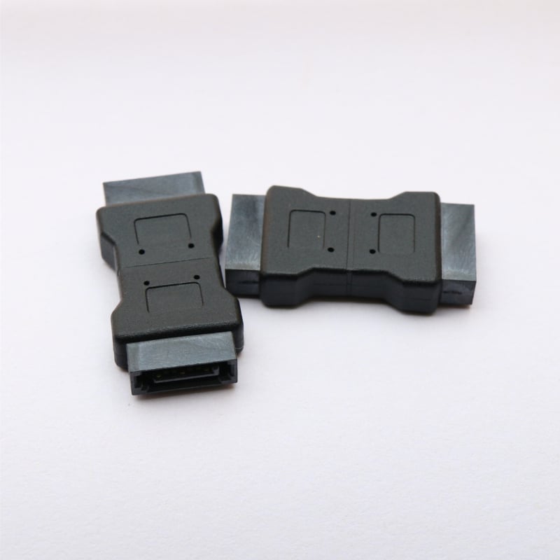 Adaptor SATA 180°/90° - cablu din cupru, lungime reglabilă, prelucrare personalizată