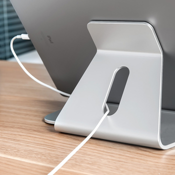 AP-7D držač tableta, monolitna aluminijska osnova s disipacijom topline, OEM obrada, kompatibilan s iPad/iPhone serijom, težina 0,51 kg