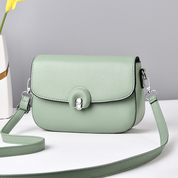 Τσάντα ώμου PU, στυλ saddle, οβάλ σχήμα, άνοιγμα με καπάκι, αστικός απλός σχεδιασμός