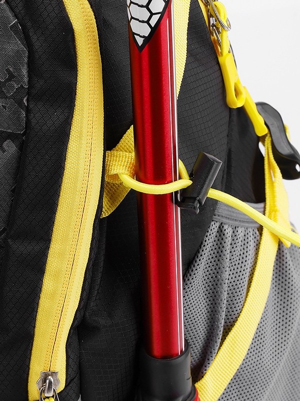 Planinski ruksak, najlon, prozračan, iznimno lagan, proširivi kapacitet, zaštita kralježnice