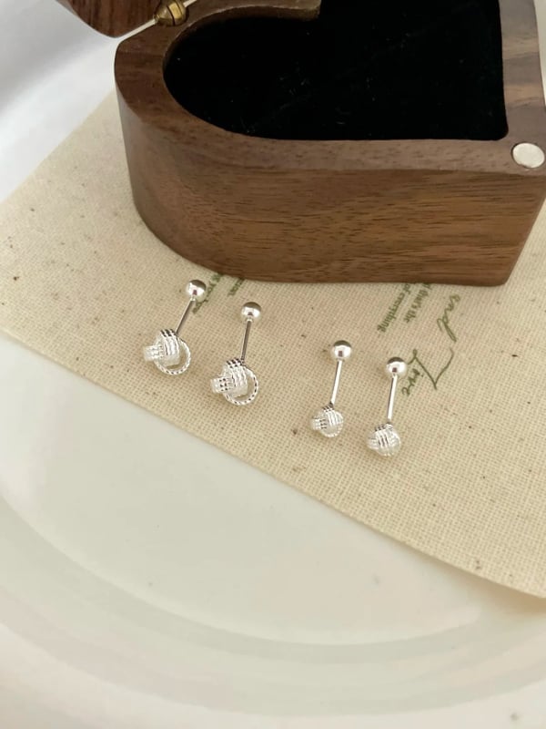 Geometrijski naušnice od srebra 999 s elektroplatiranim završetkom - chic stil za žene