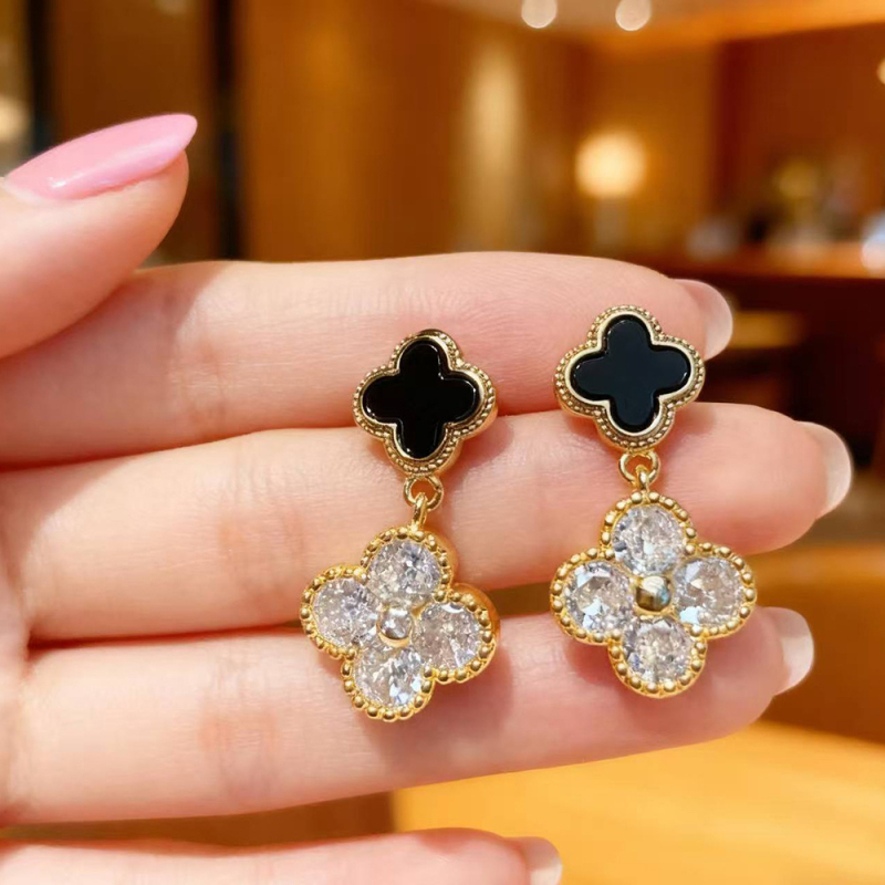 Cercei cu trifoi cu patru foi, pentru femei, cupru, electroplacare, formă geometrică, stil lux lejer