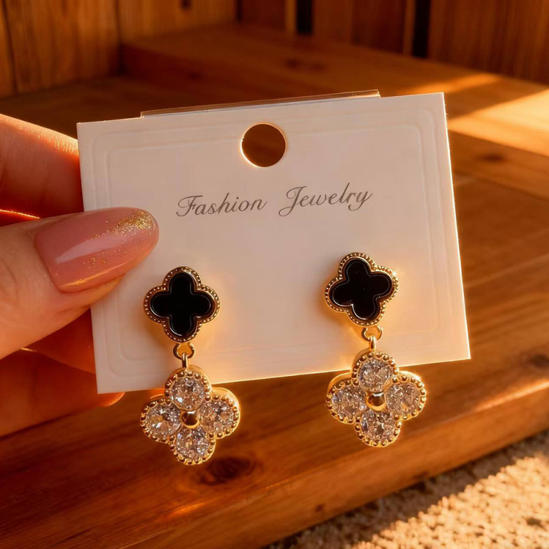 Cercei cu trifoi cu patru foi, pentru femei, cupru, electroplacare, formă geometrică, stil lux lejer