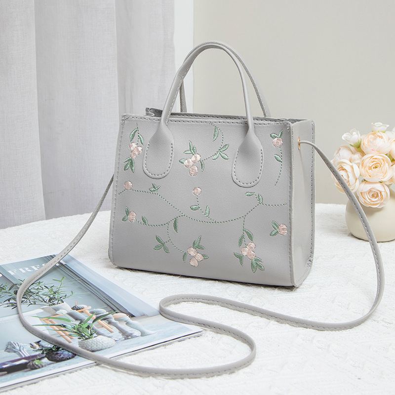 Geantă crossbody mini pătrată, brodată cu flori, din PU, fermoar, formă orizontală pătrată, buzunar pentru telefon