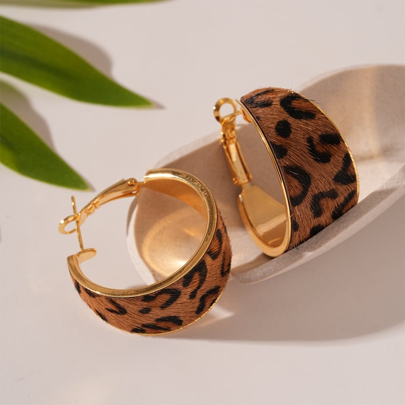 Geometrijske naušnice s leopard uzorkom i flokiranim površinom, bakreno tijelo, 925 srebrni klinovi