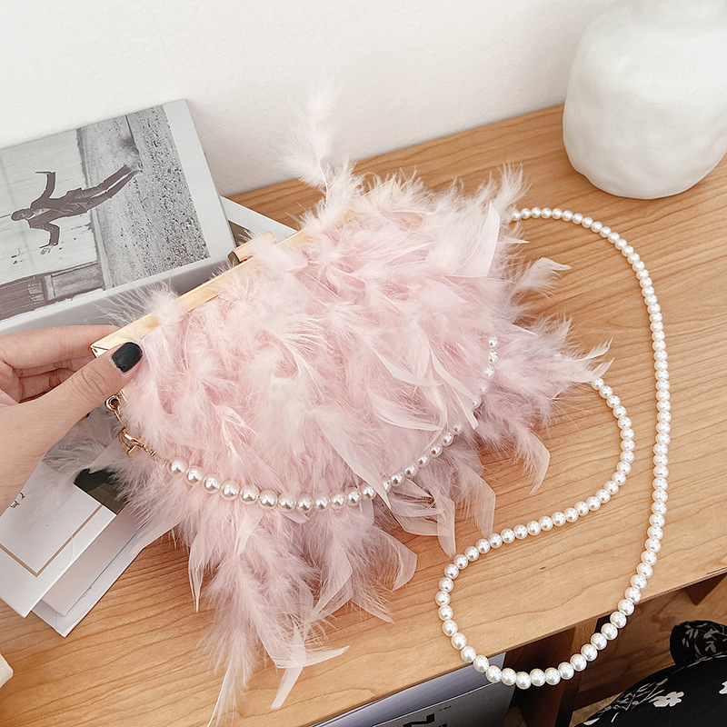 PU ženska crossbody torba s lancem, klips zatvaranje, horizontalni kvadratni oblik