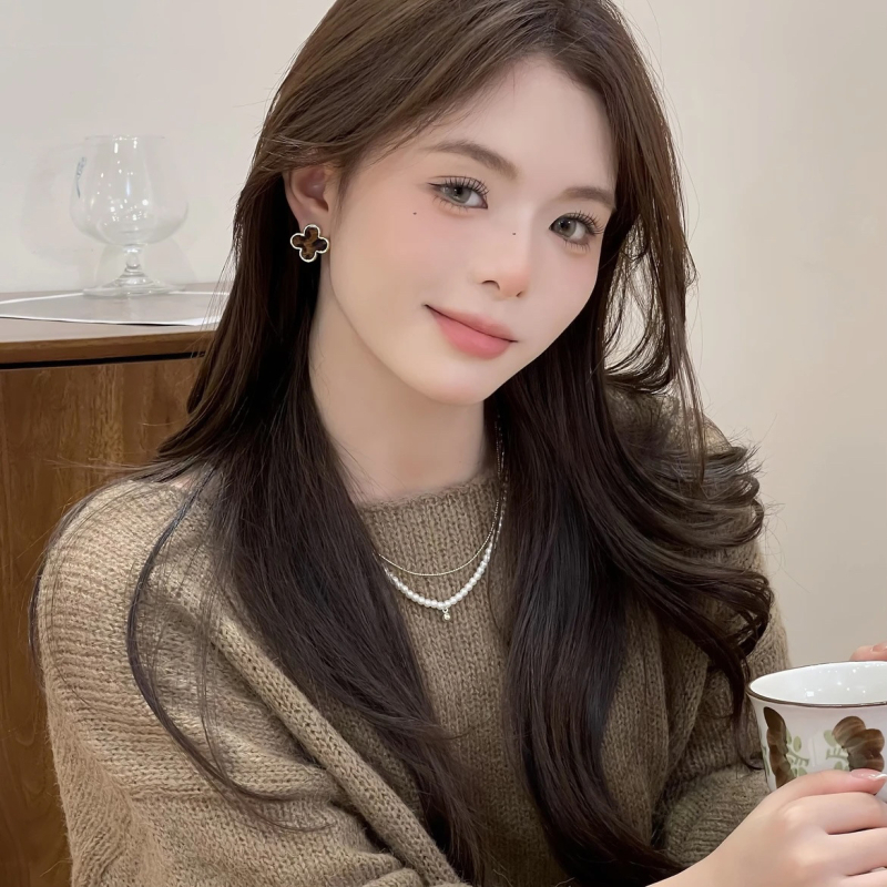 Fülbevalók négylevelű lóhere mintával, réz anyagú, elektroplatált bevonattal, koreai stílus, 2024 ősz