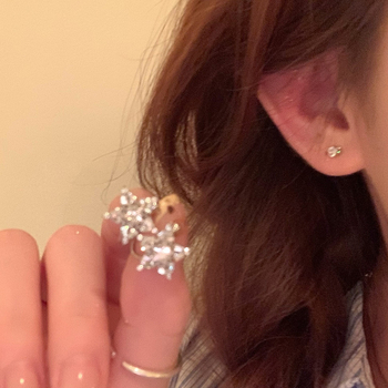 Moon Shadow Унисекс U-образен ушен клип с дизайн двойна звезда, цинкова сплав, електроплатиран финиш