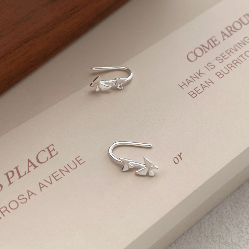 S999 Ασημένια πεταλούδα – 3D σχέδιο, ελαφρύς πολυτελής στυλ γυναικείων σκουλαριών με γάντζους