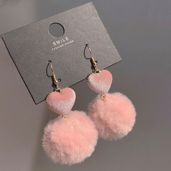Σκουλαρίκια με καρδιά σε σχήμα φουντωτής γούνινης μπάλας, με γάντζο, για γυναίκες, από κράμα