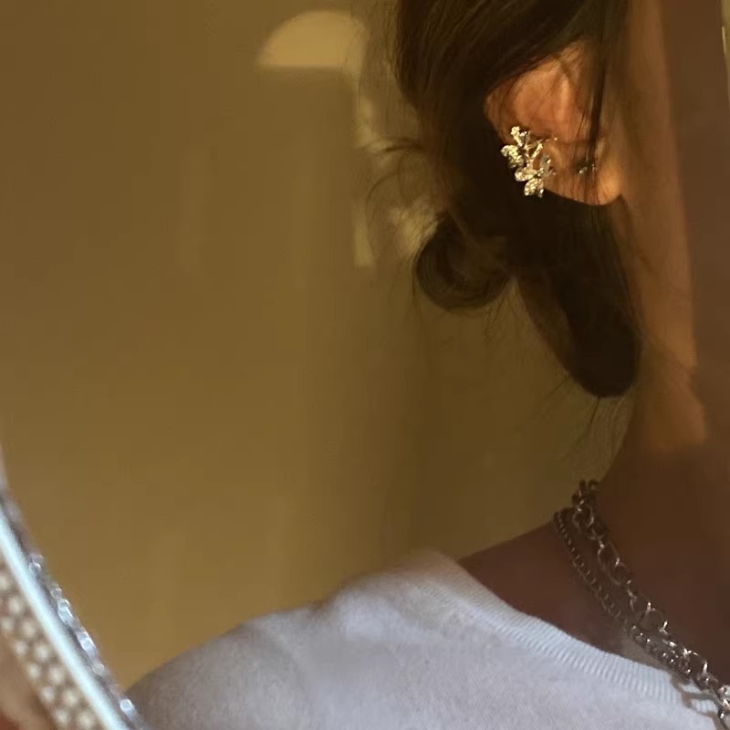 Медна ушна клипче с флорална текстура, корейски стил, електроплатирано, за жени