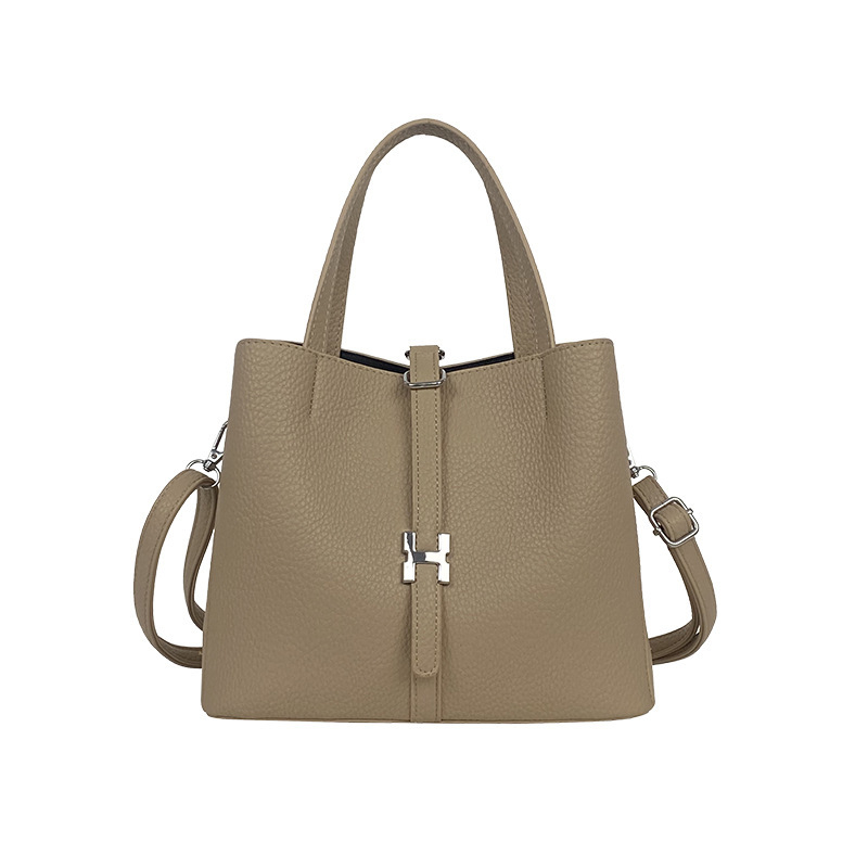 PU bucket táska nőknek – retro stílus, mágneszár, bélés nélkül, belső zsebek telefonhoz, személyi igazolványhoz és cipzárhoz