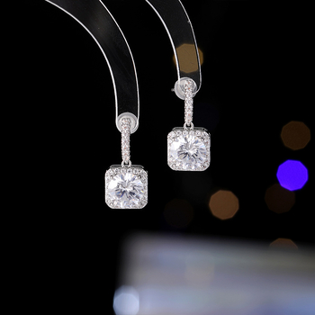 Meďové náušnice s geometrickým dizajnom, kórejský štýl (Značka: Liyu Jewelry; Materiál: Meď; Dizajn: Geometrický; Ošetrenie: Elektroplatovanie)