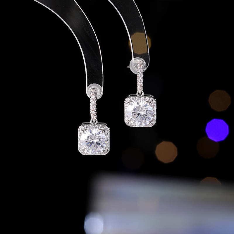 Meďové náušnice s geometrickým dizajnom, kórejský štýl (Značka: Liyu Jewelry; Materiál: Meď; Dizajn: Geometrický; Ošetrenie: Elektroplatovanie)