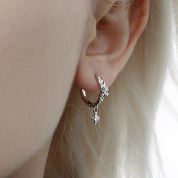 Bakrene naušnice s cirkonom – zvjezdasto-krugni motiv, unisex, elektroplirano